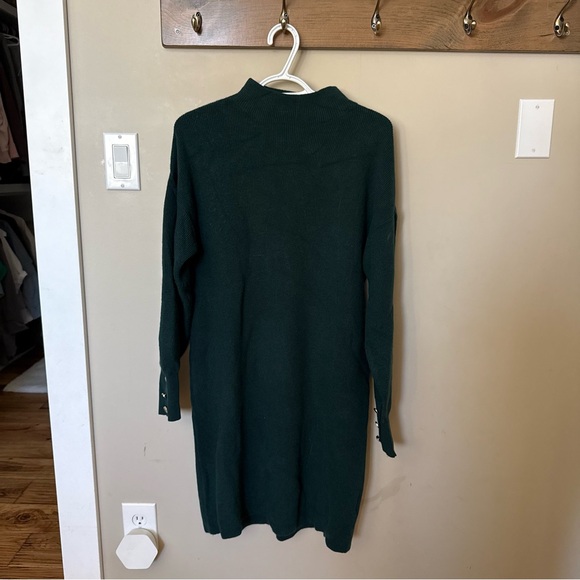 RW&Co Puffy Long Sleeve Mock Neck Mini Dress Green Medium - Picture 3 of 6